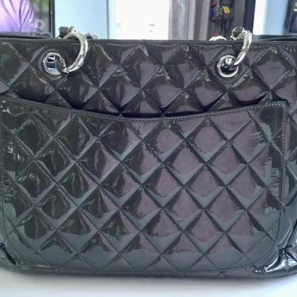 Chanel GST Patent Grey handbag - Picture 13 of 16